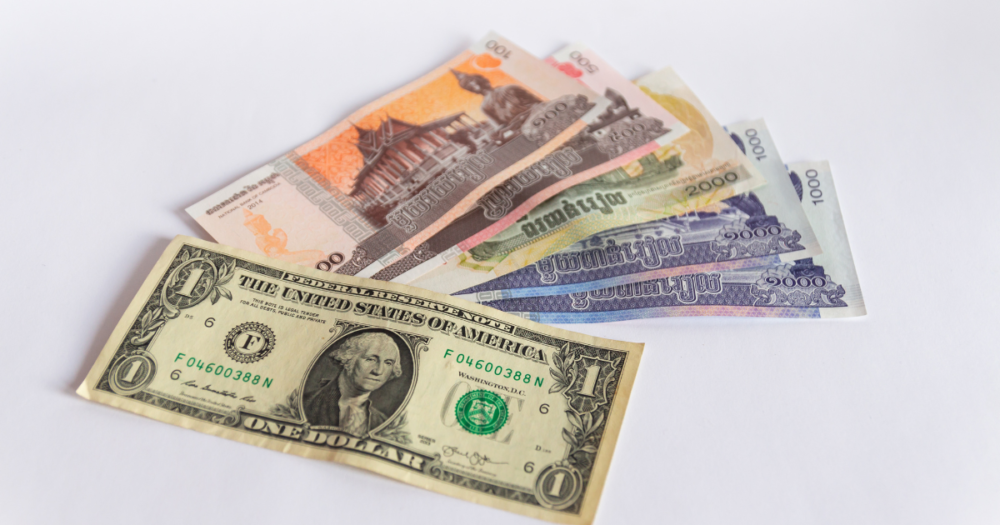 カンボジア通貨リエルと米ドル