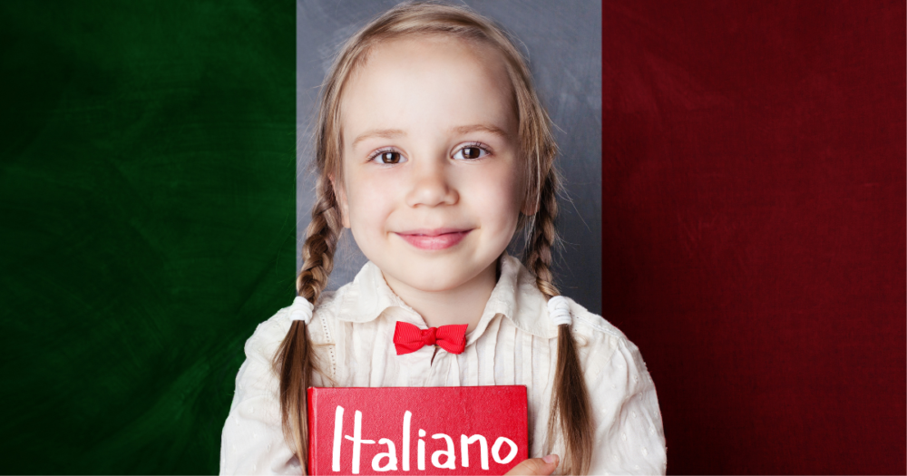 イタリア語の本を持つ少女